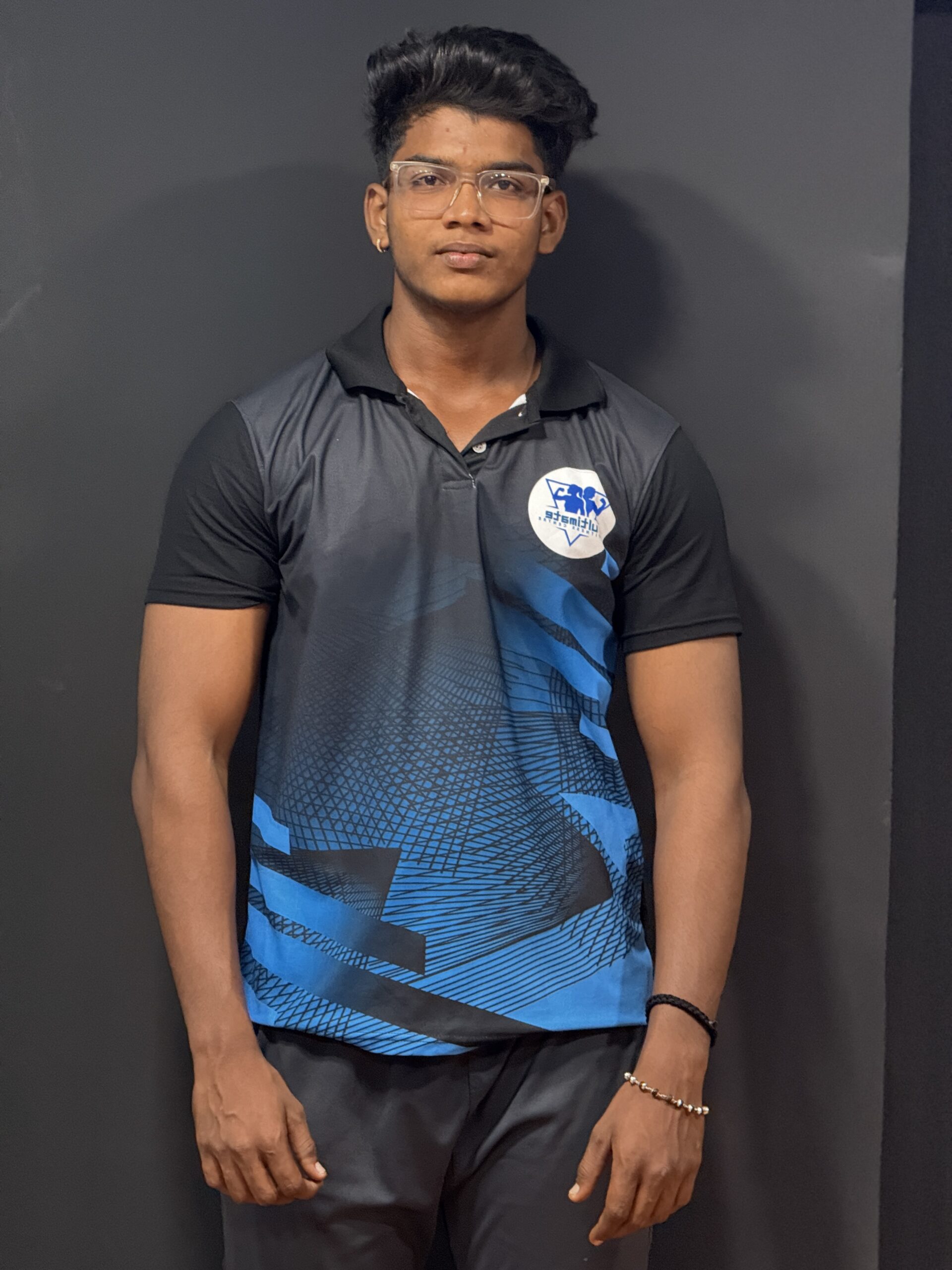 Experienced personal trainer at Ultimate Fitness Centre, Adyar, coaching members for strength and endurance